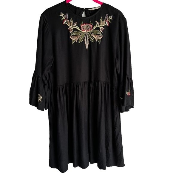 Zara Dresses & Skirts - ZARA Basic Collection Black Floral Embroidered Flared Sleeve Boho Ladies Dress,L